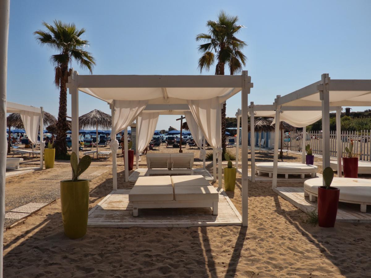 Futura Club Spiagge Bianche Fontane Bianche Exterior foto
